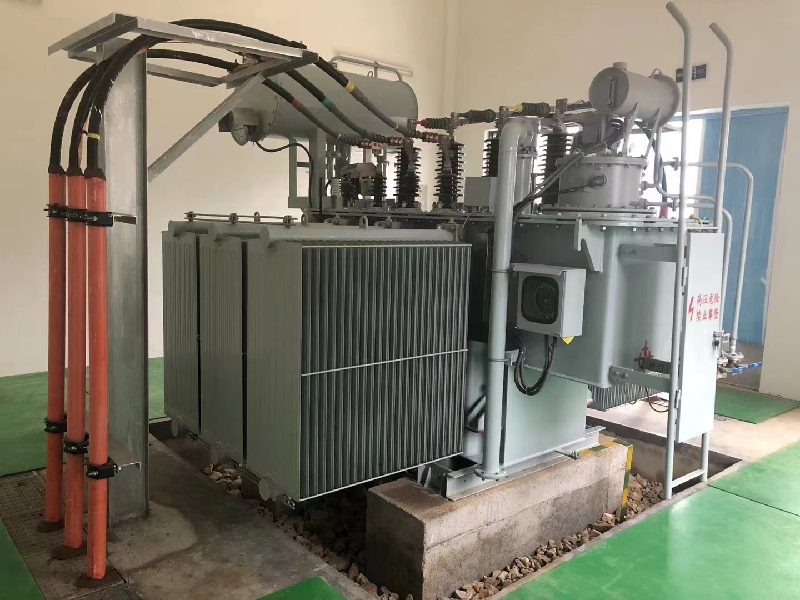 Primerjava distribucijskih transformatorjev med do 800 kVA in do 800 kVA
